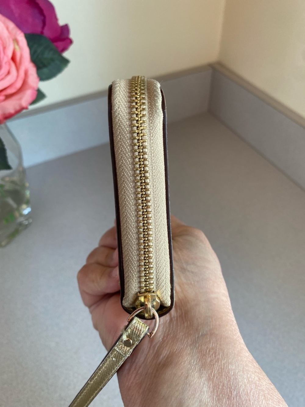 Kate Spade Zip Around Wallet - Picture 9 of 15
